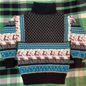 VINTAGE Turtleneck Grandpa Sweater with Pheasants and Gold Threading